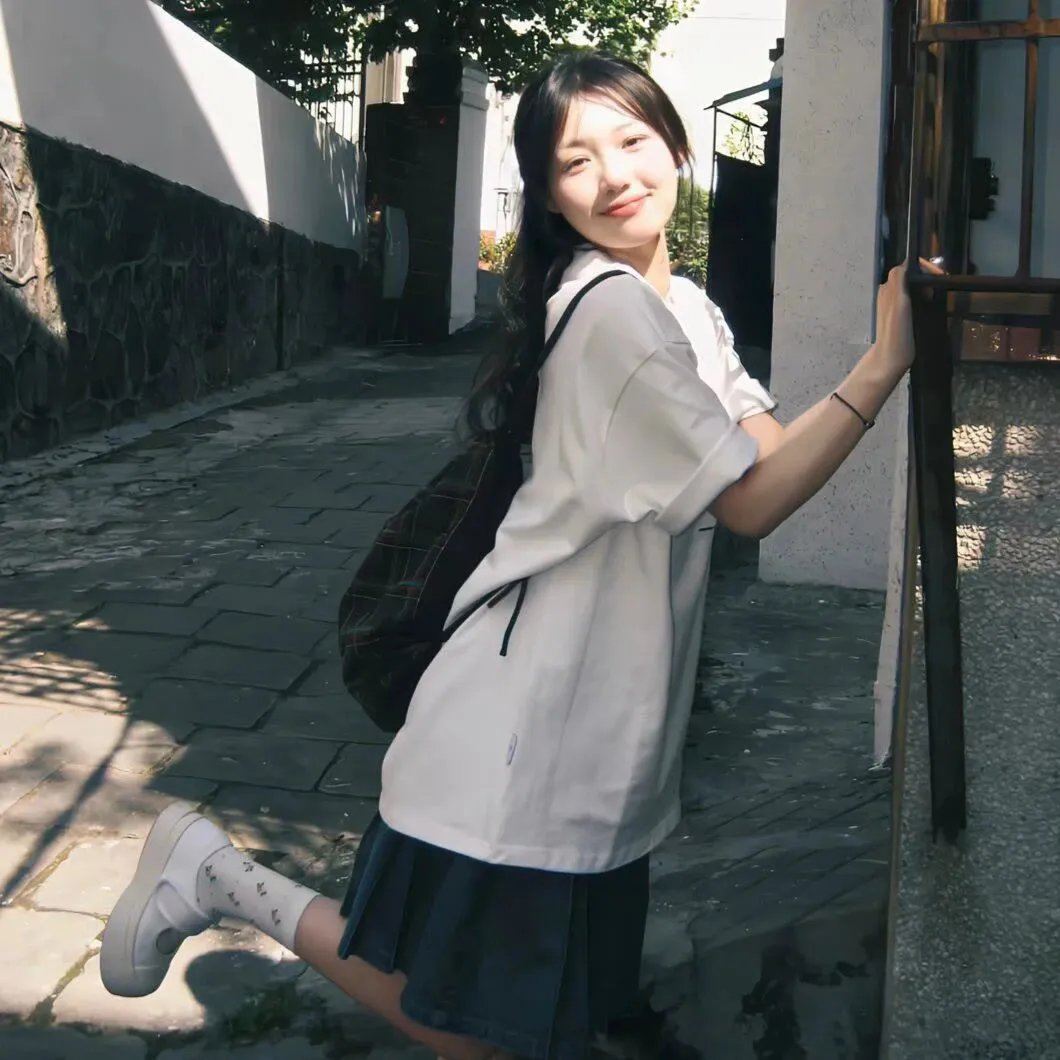 蒂科与鲨鱼